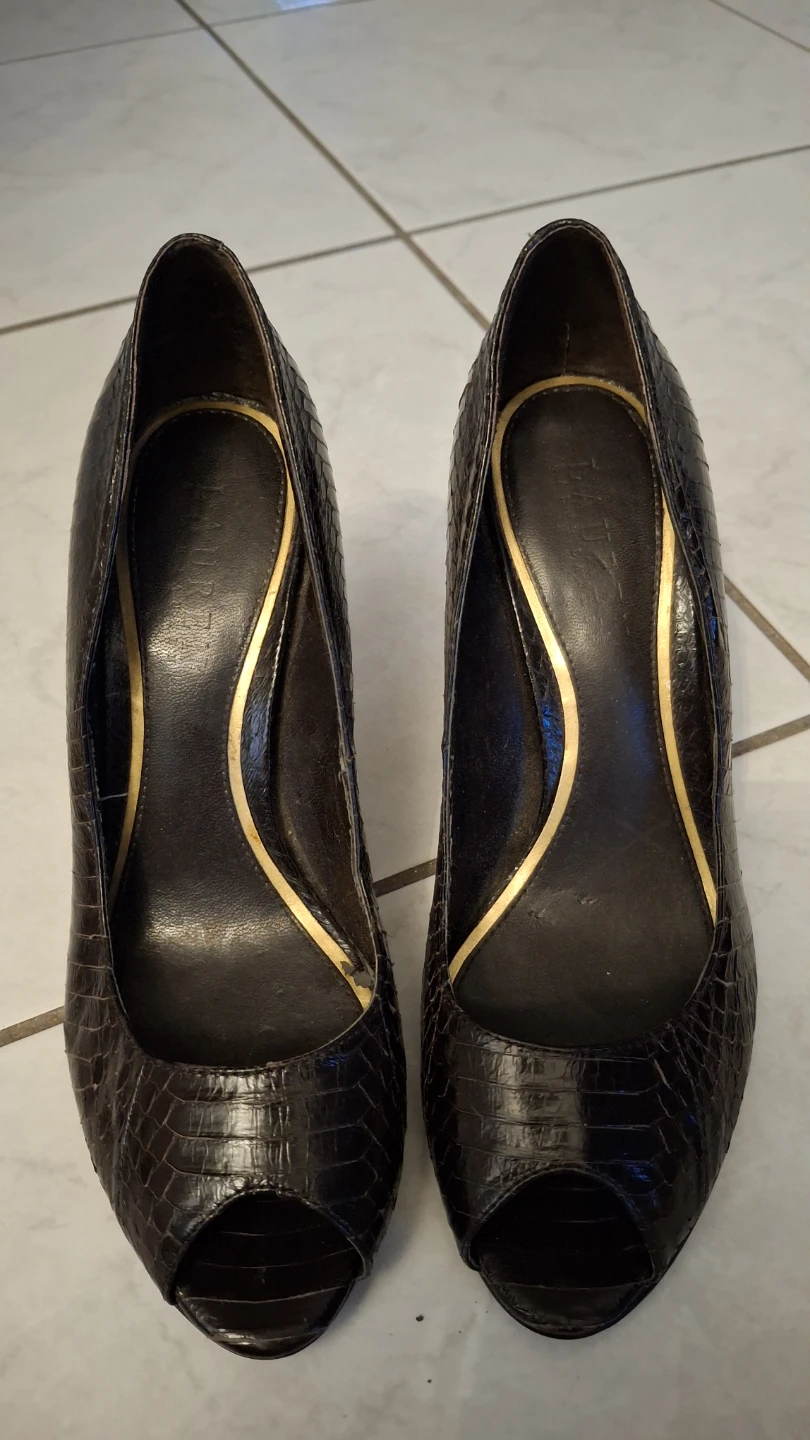 Lauren Ralph Lauren Peep Toe Heels Size 8M - photo 2