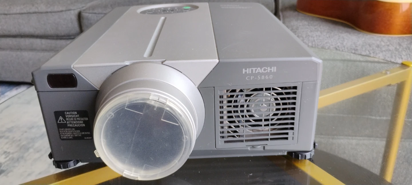 Hitachi CP-S860 Multimedia LCD Projector