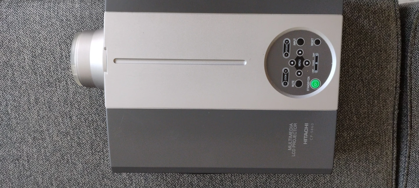 Hitachi CP-S860 Multimedia LCD Projector - photo 3