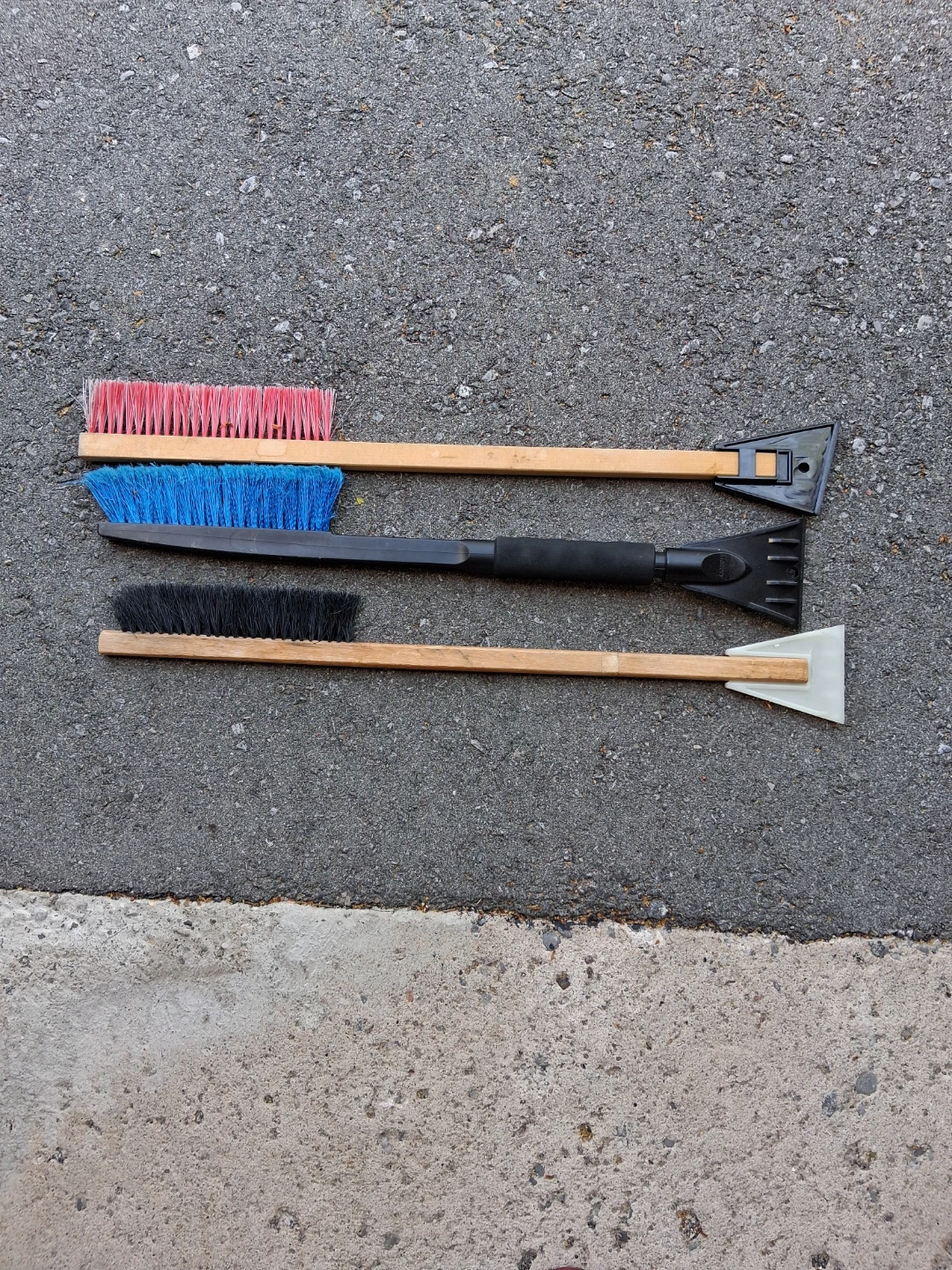 Snow Brush and Ice Scraper Set