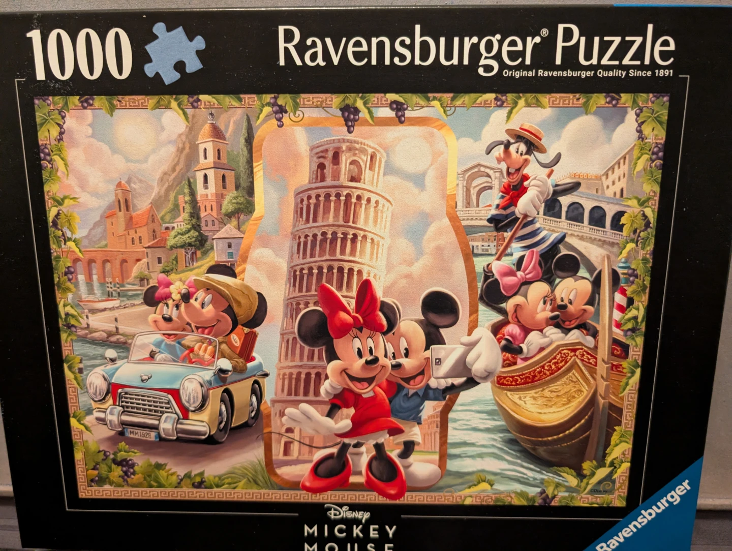 Brand new Ravensburger 1000 piece puzzle