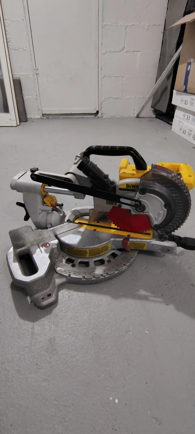 DeWalt Miter Saw