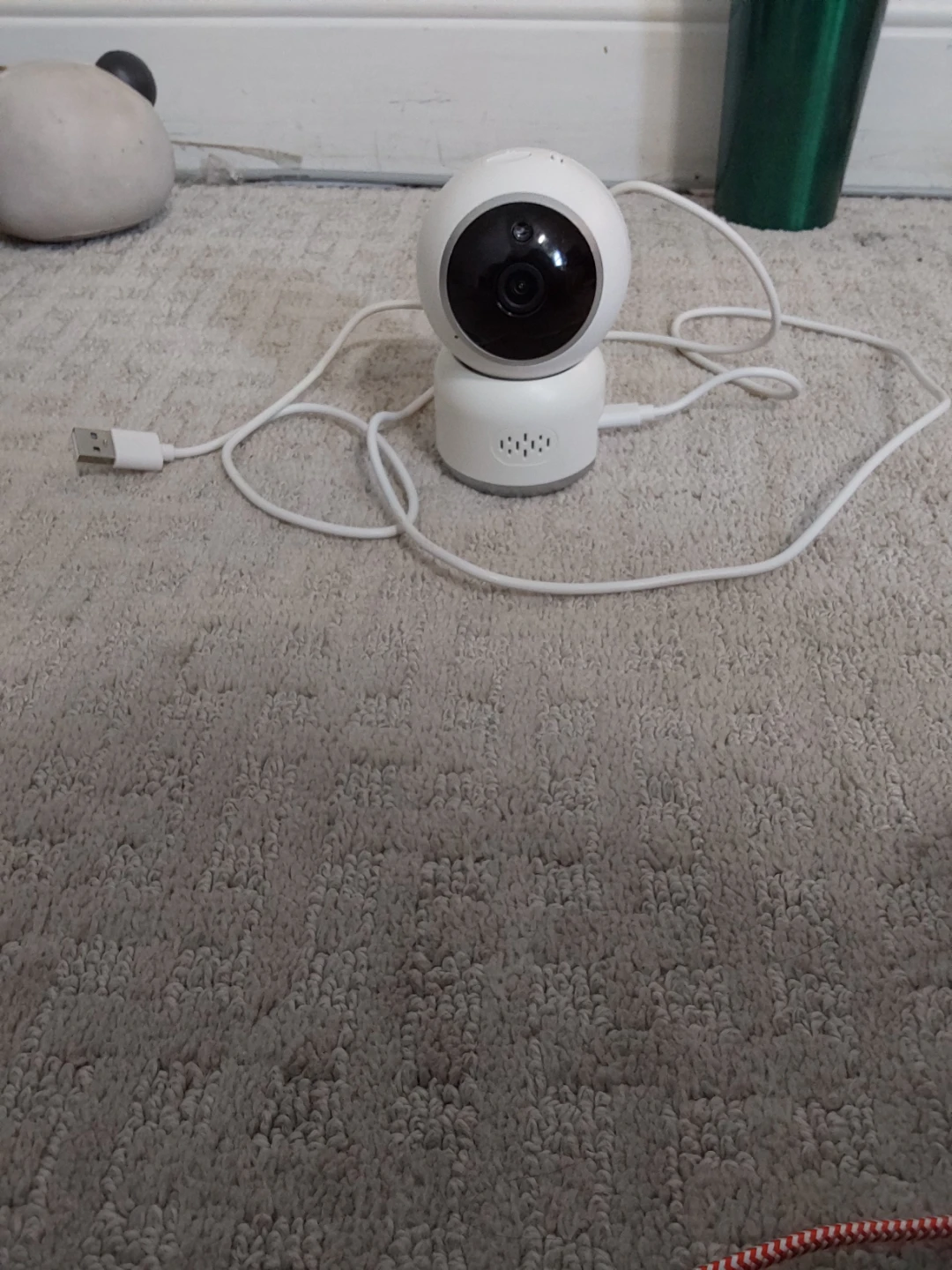 White Pan/Tilt Security Camera