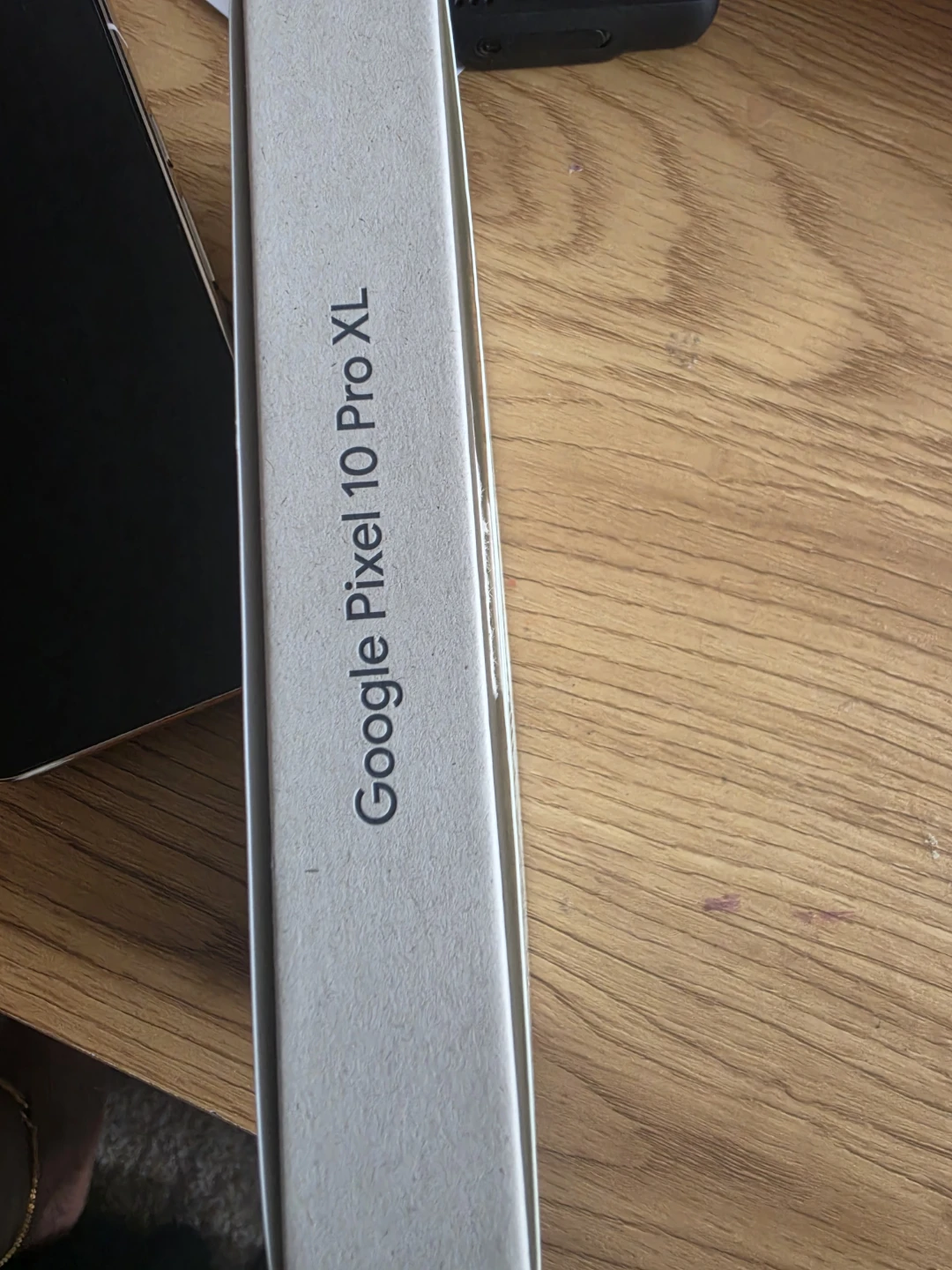 Google Pixel 10 Pro XL - photo 4
