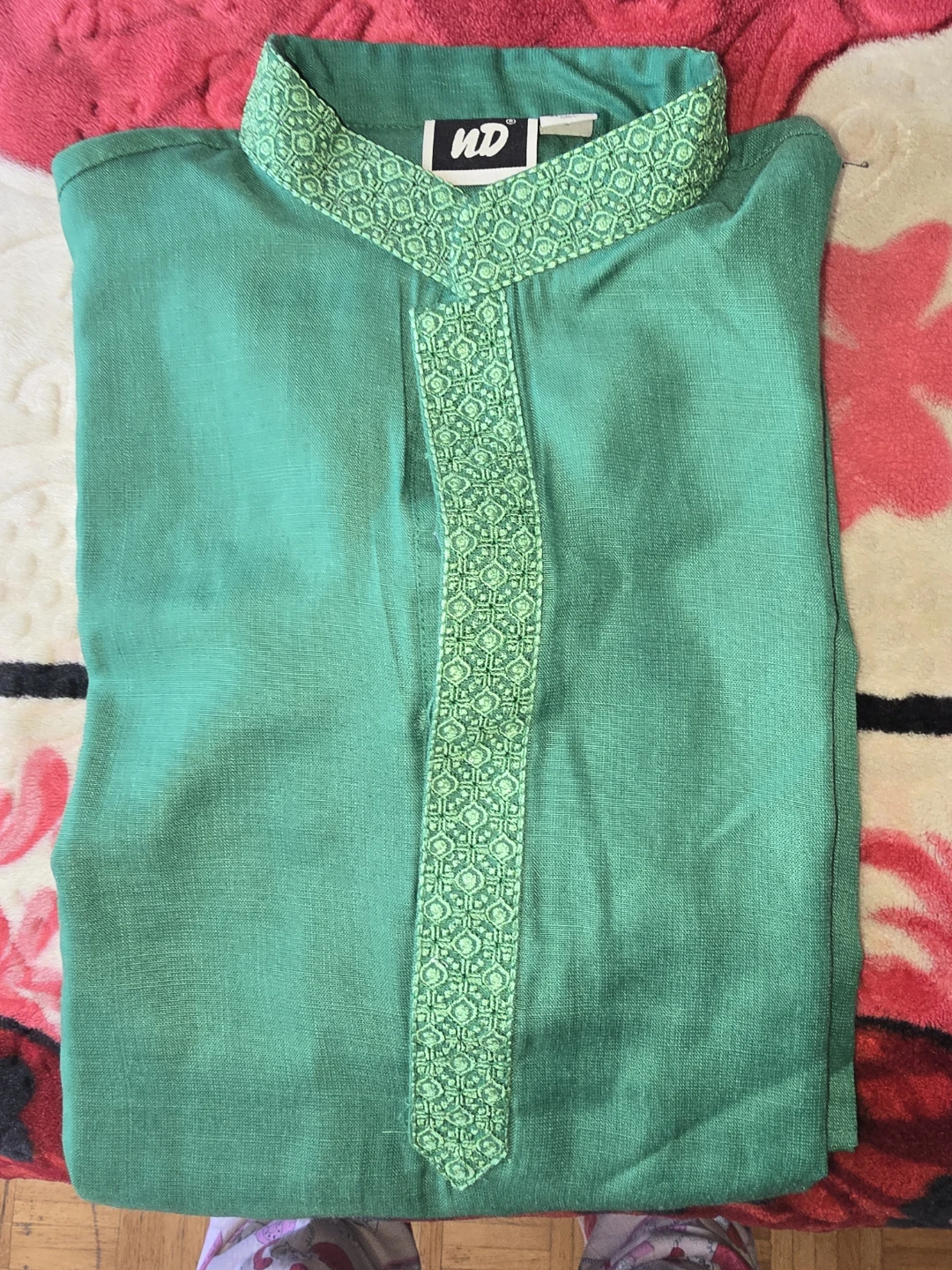 Green punjabi  for Dale with light green accents
