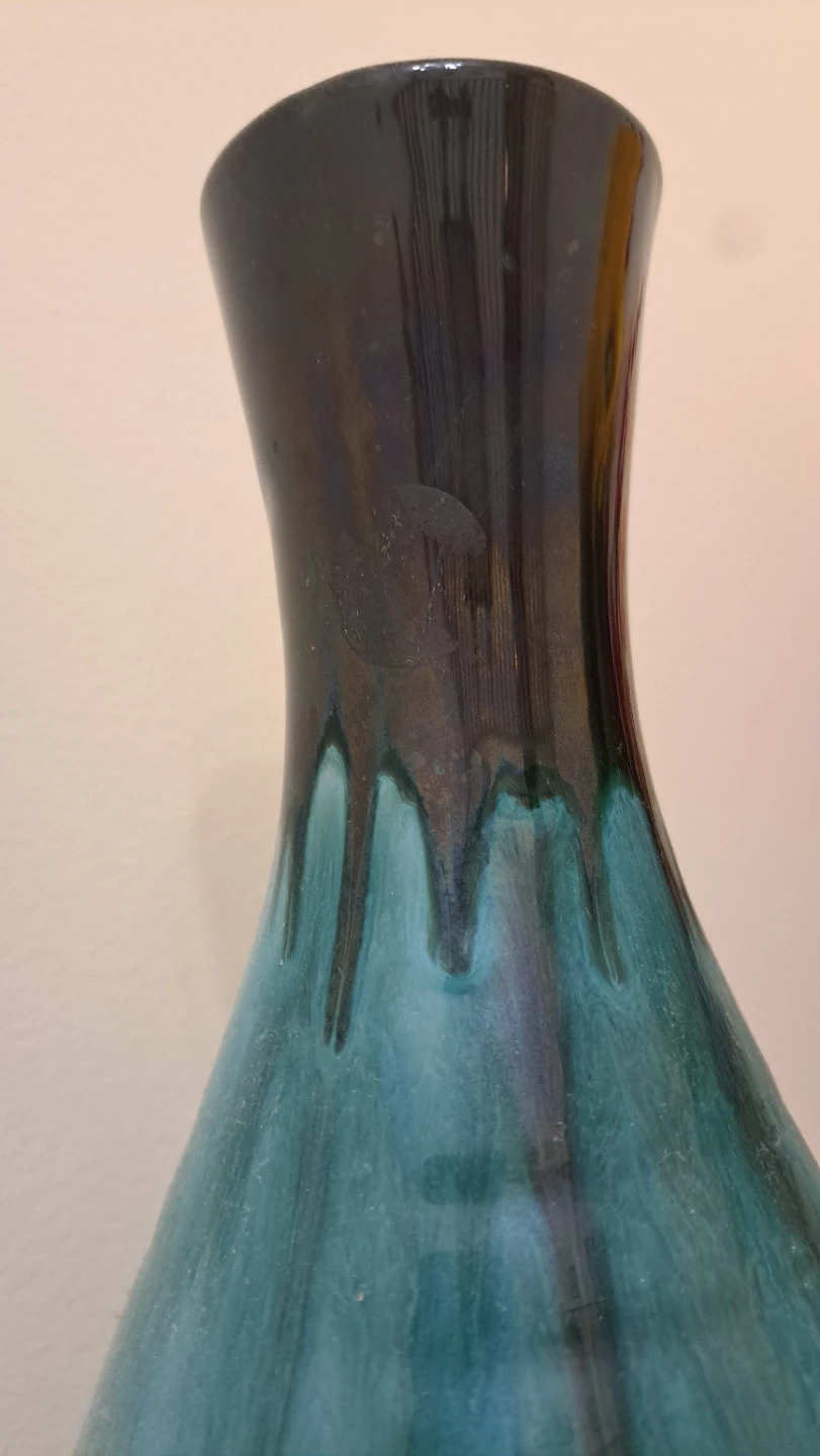 Vintage Blue Mountain Pottery Vase - photo 3