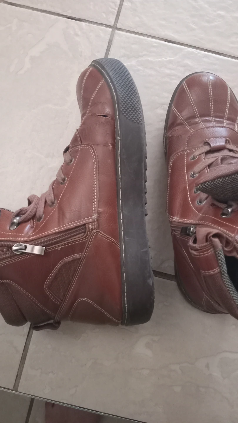 Brown Leather Boots - photo 4