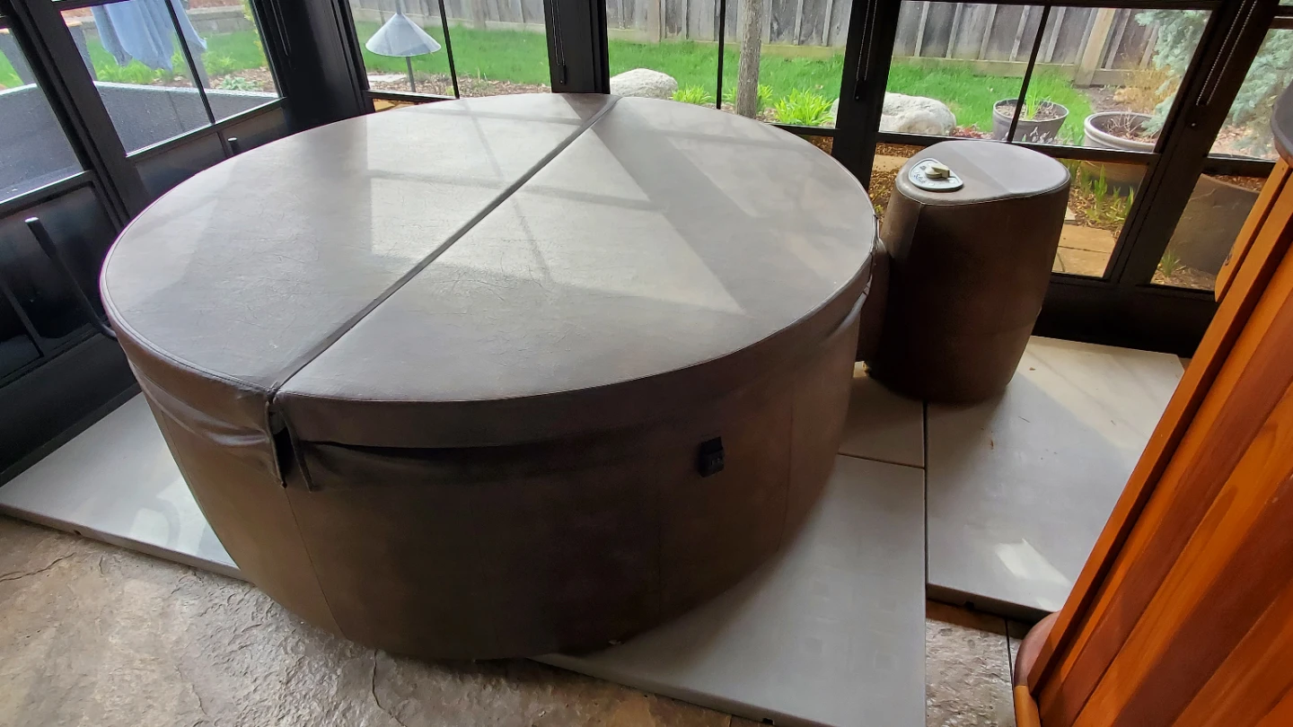 Softub hottub for sale - photo 2