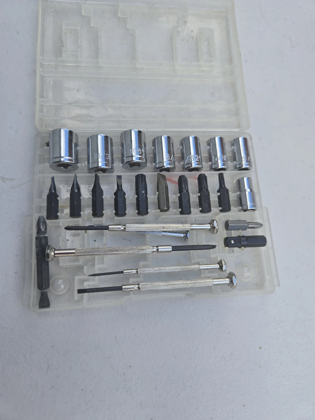 Ryobi 50-Piece Drill Bit and Screwdriver Set with Case - photo 3