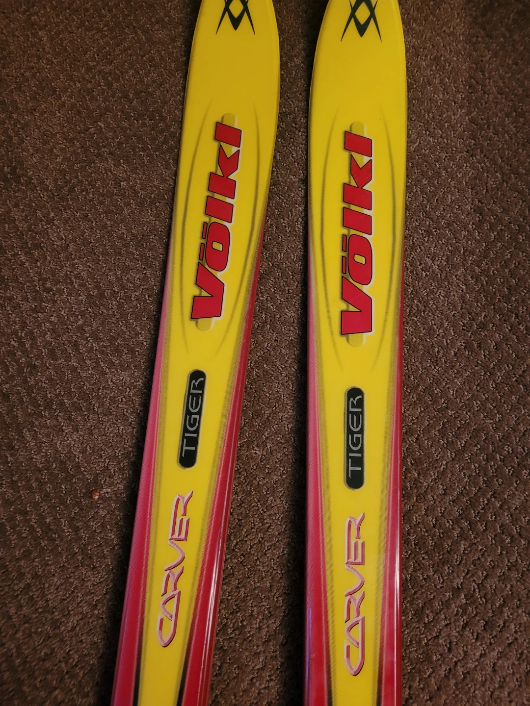 Völkl Carver Tiger Skis - photo 4