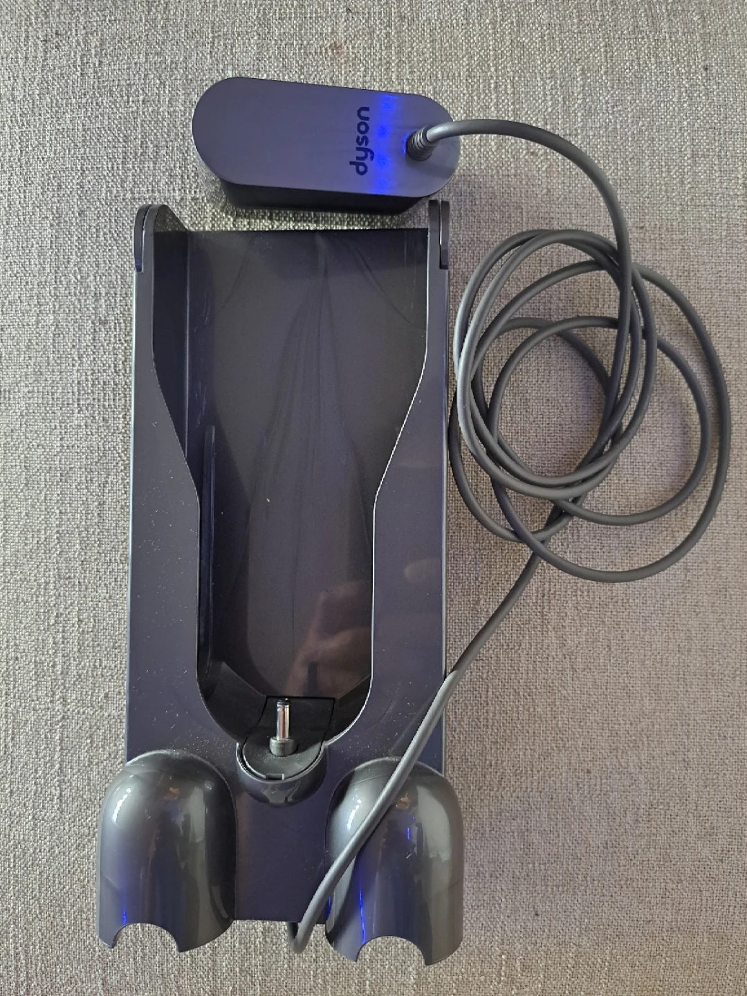 Dyson Battery Charger Dock Model 217160-02 - photo 4