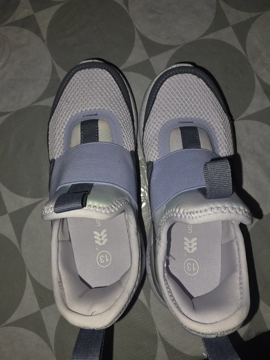 Kids Size 13 Slip-On Athletic Shoes - photo 4