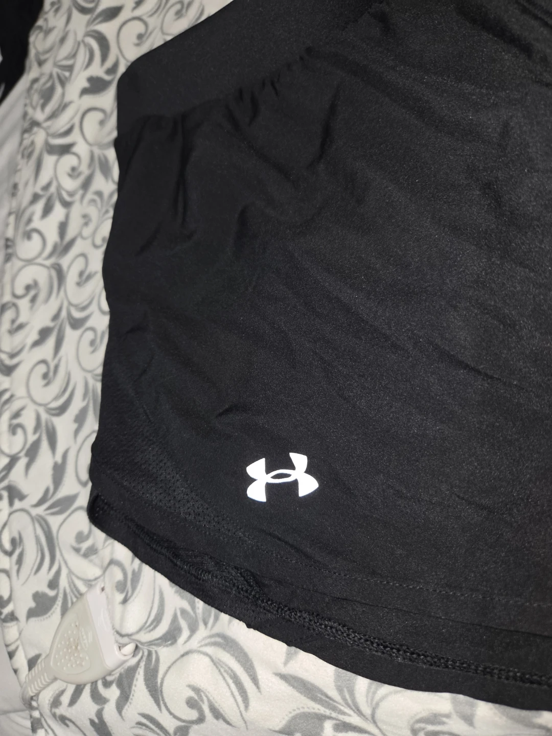 Under Armour HeatGear Black Athletic Shorts - photo 4
