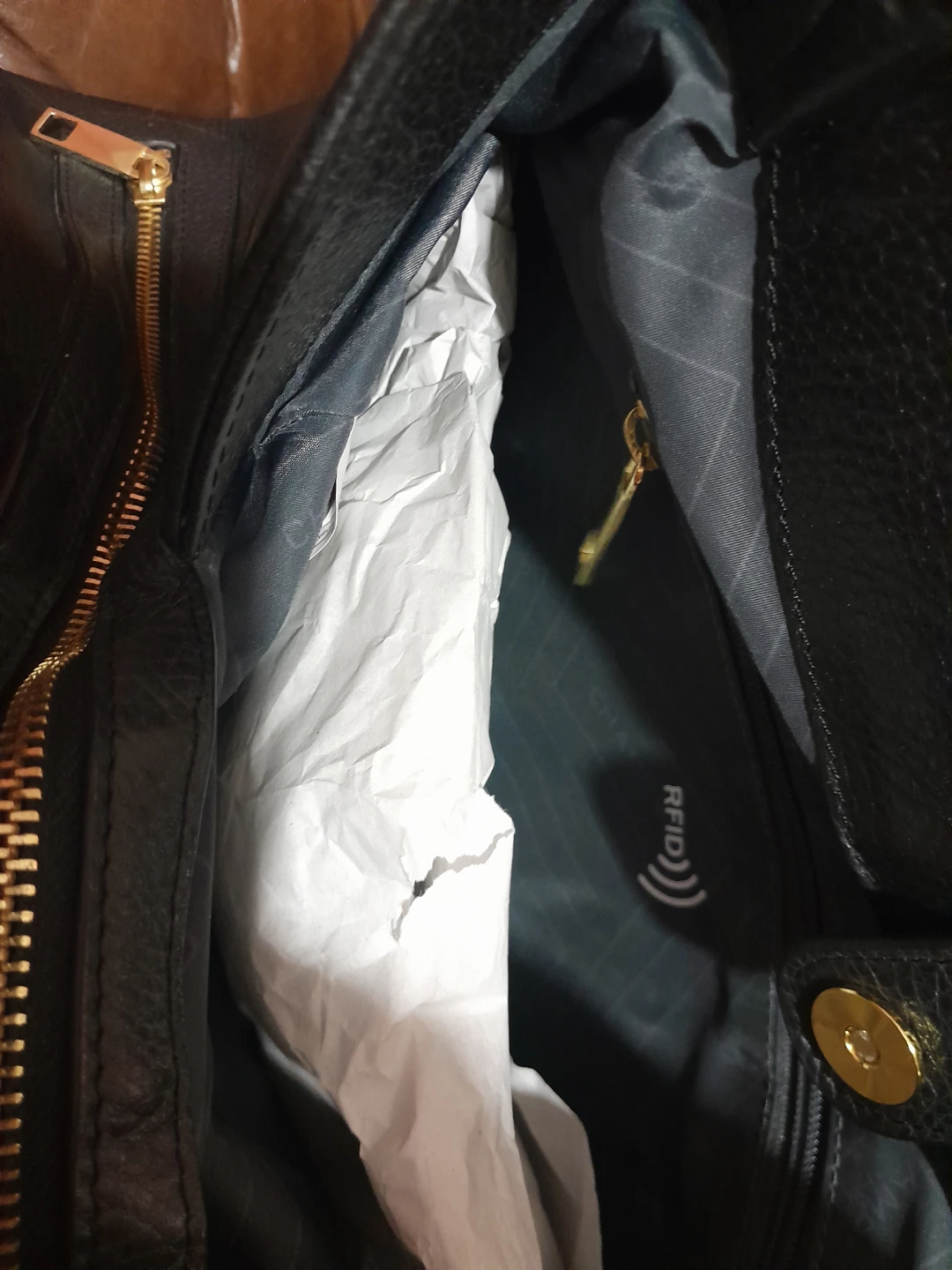 Champs Black Leather Hobo Bag with RFID Protection - photo 5
