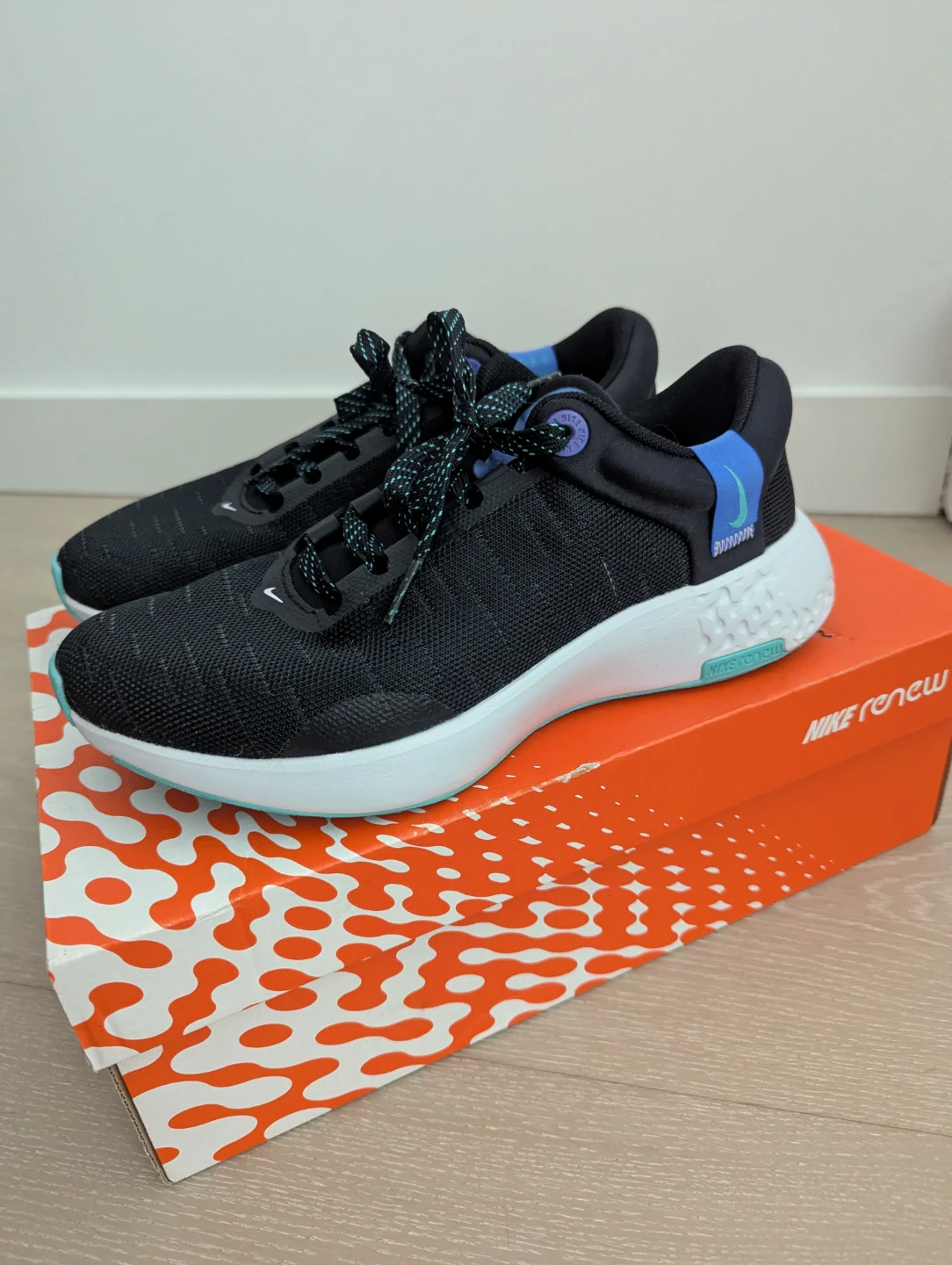 New Nike size 7 - photo 3