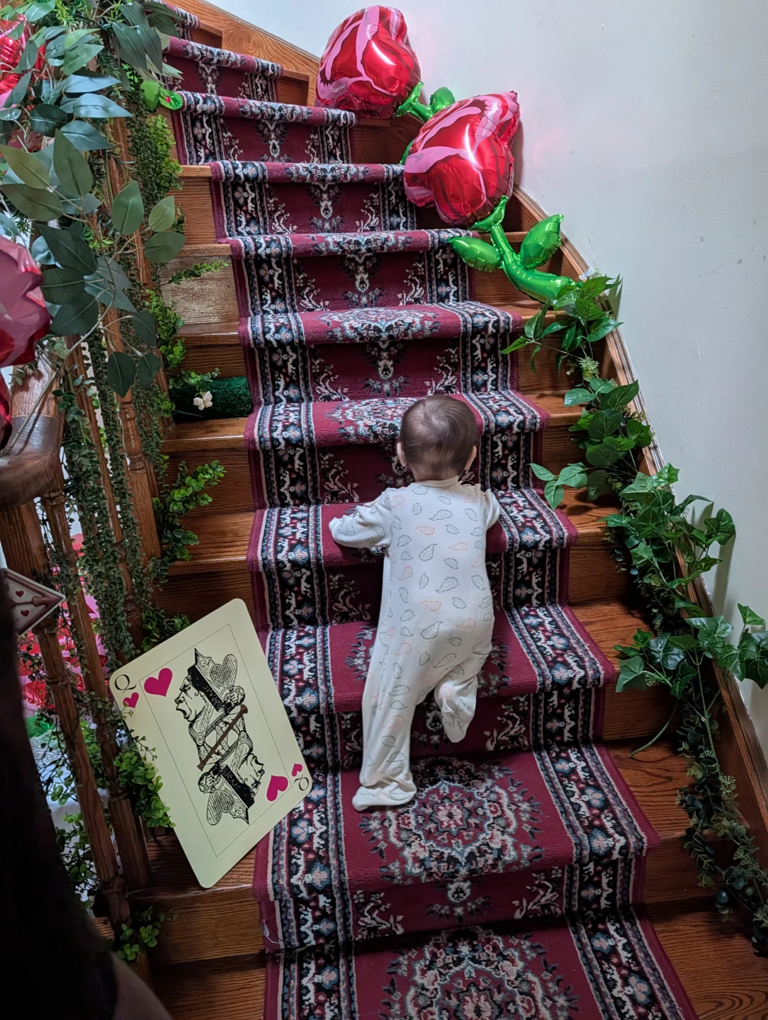 ONEderland Themed Party Decor - photo 4