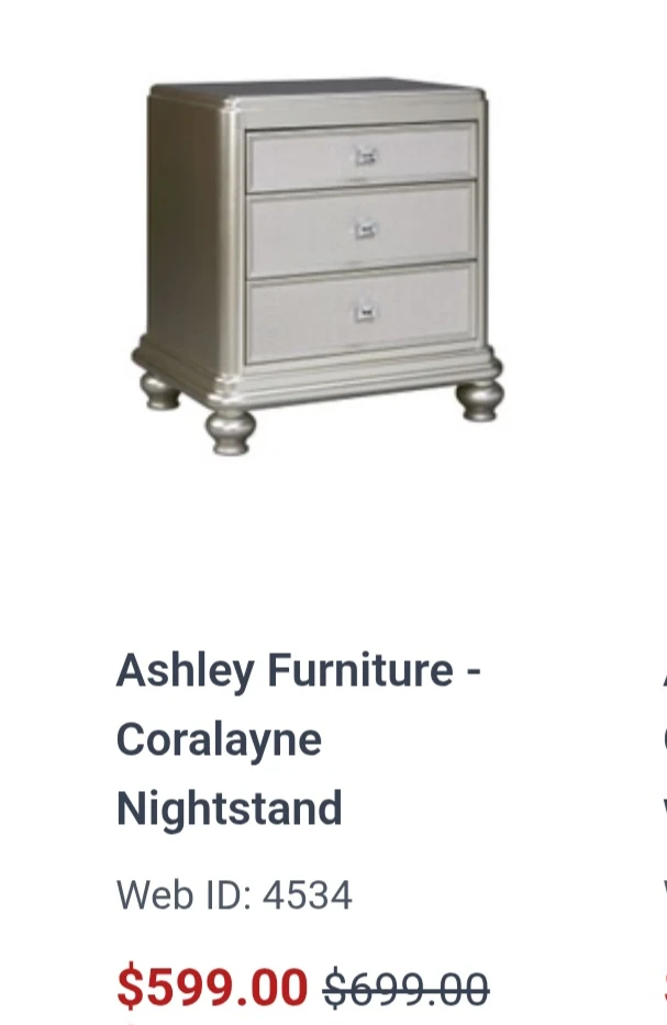 Ashley Furniture Coralayne Nightstand - photo 4