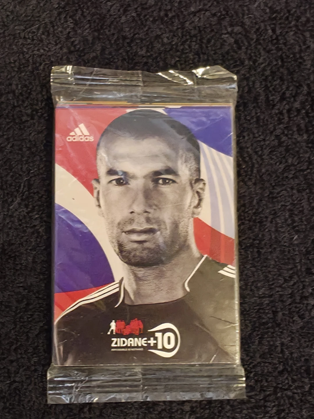 Factory sealed 2006 Adidas Canadian World Cup Promo card pack - photo 2