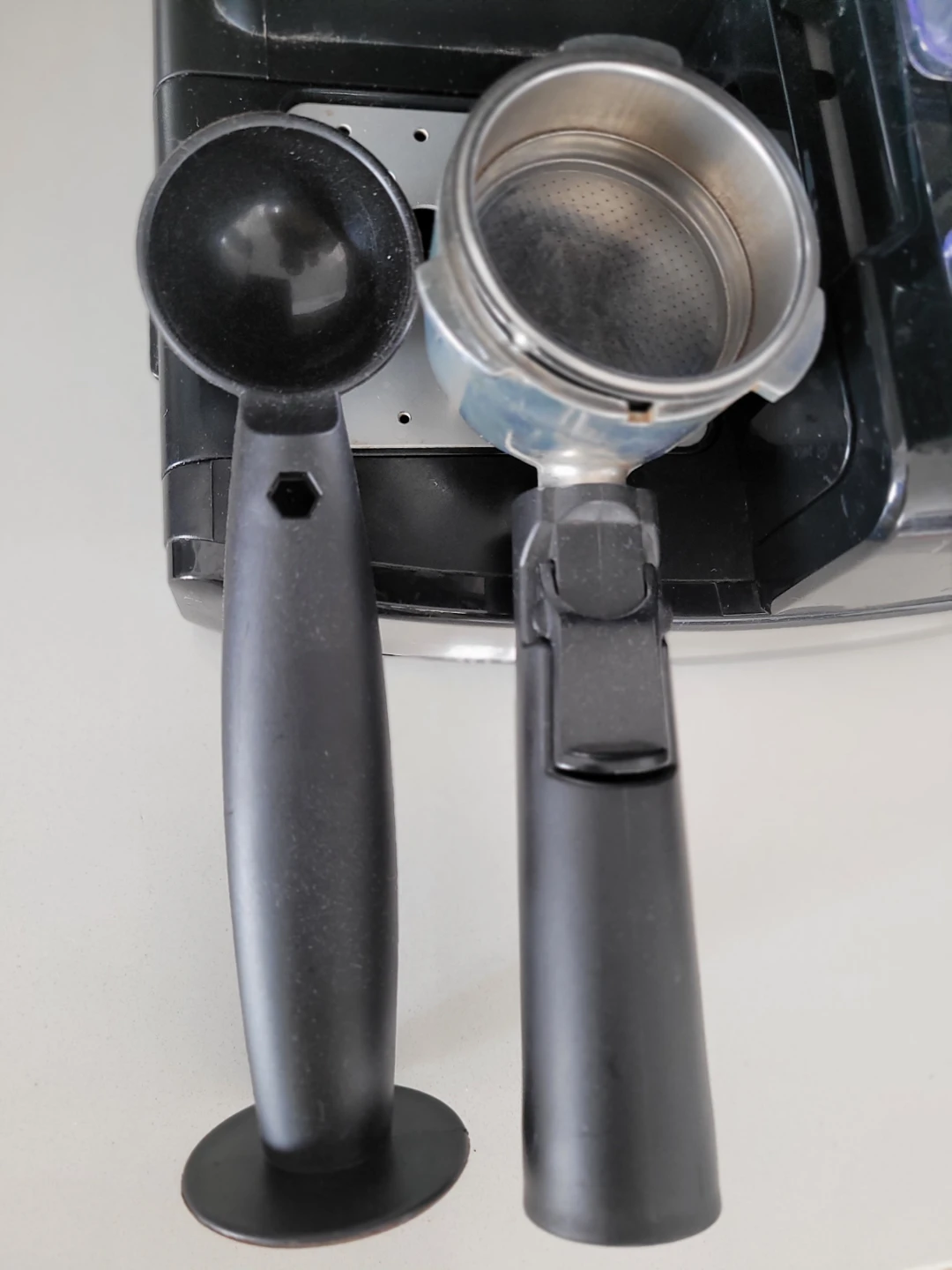 Oster PrimaLatte Espresso Machine - photo 3
