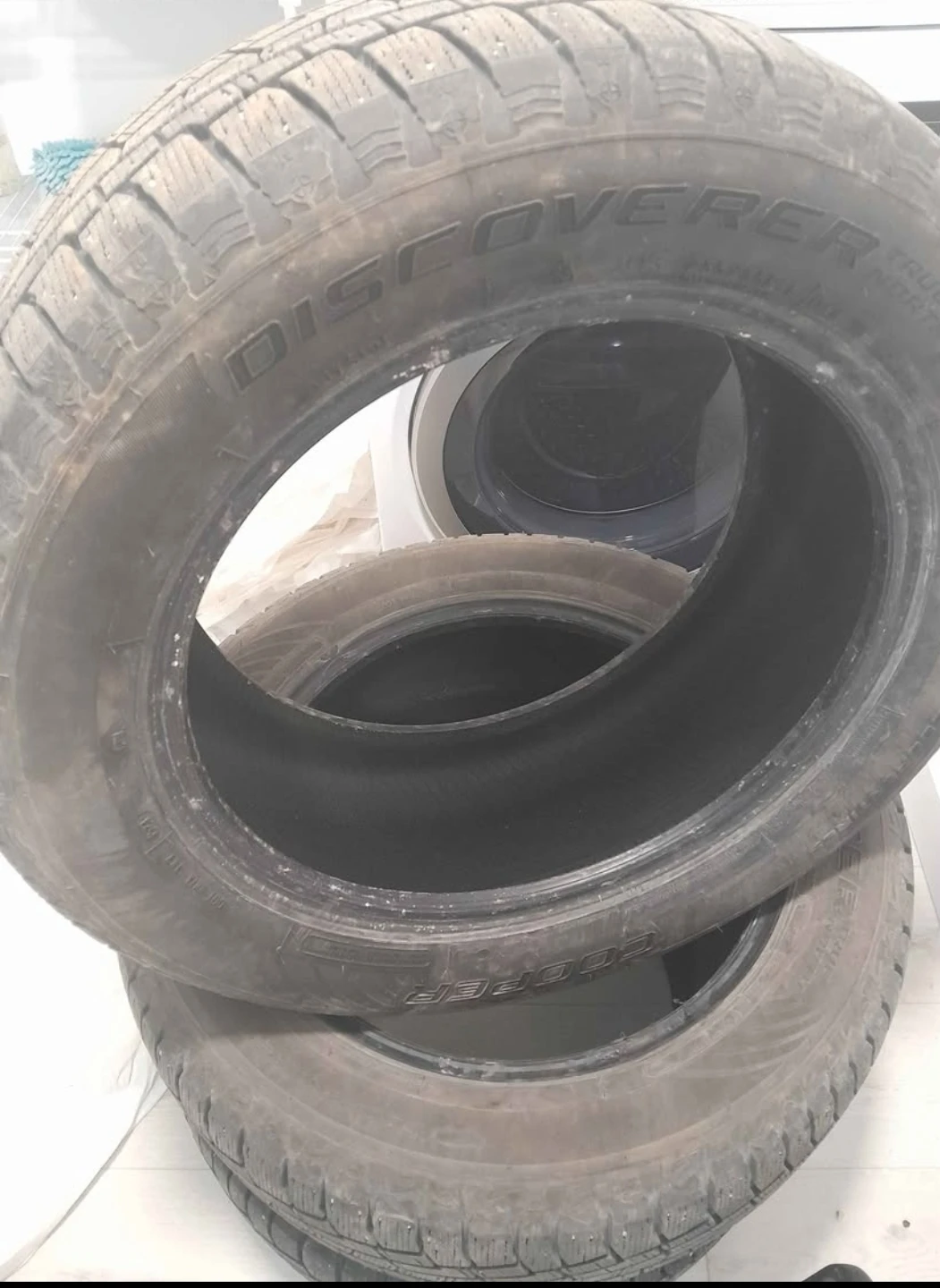Winter tires -Cooper Discoverer True North  - 235/55R17
