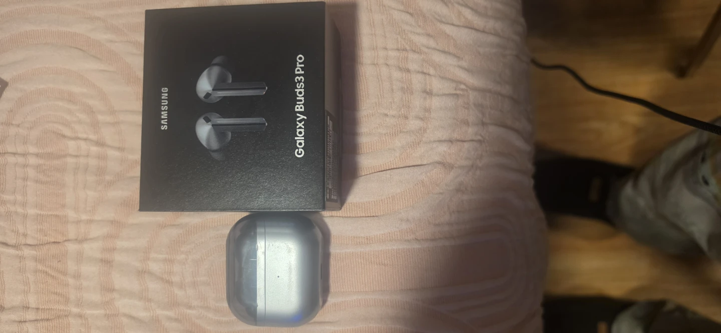Samsung Galaxy Buds3 Pro - photo 2
