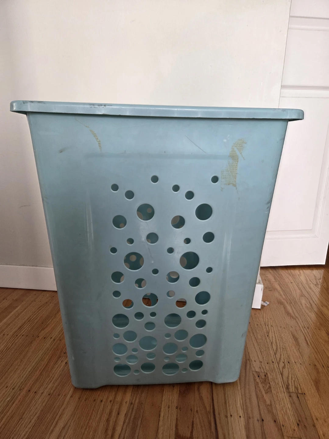 Light Blue Laundry Basket - photo 2