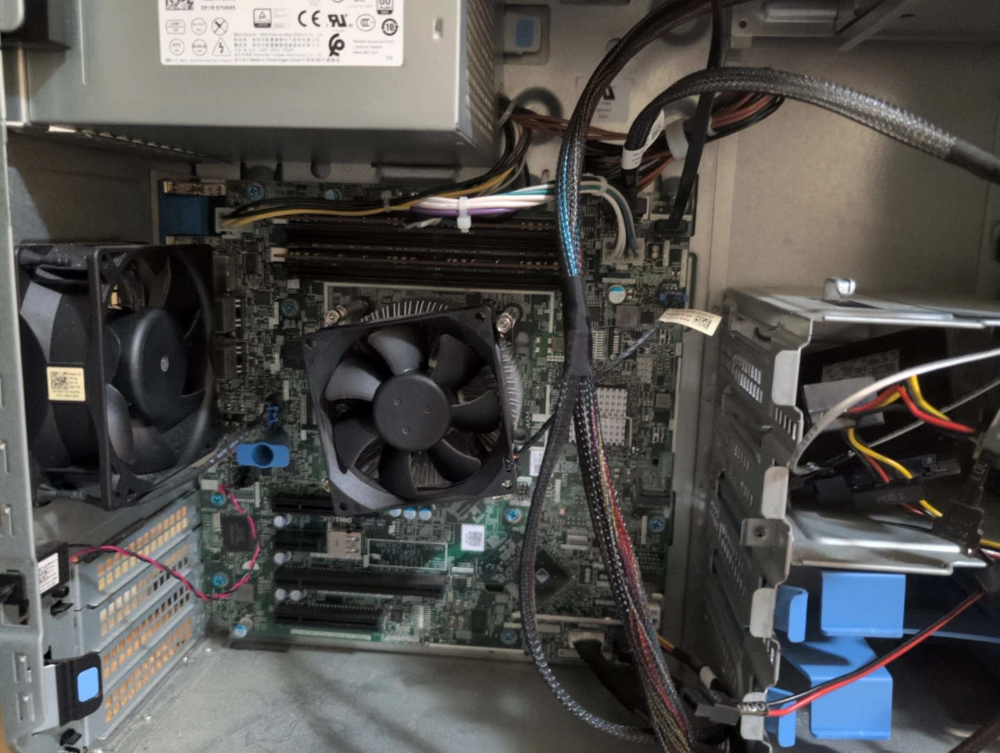 2x Dell EMC PowerEdge T140 Server Tower - photo 3
