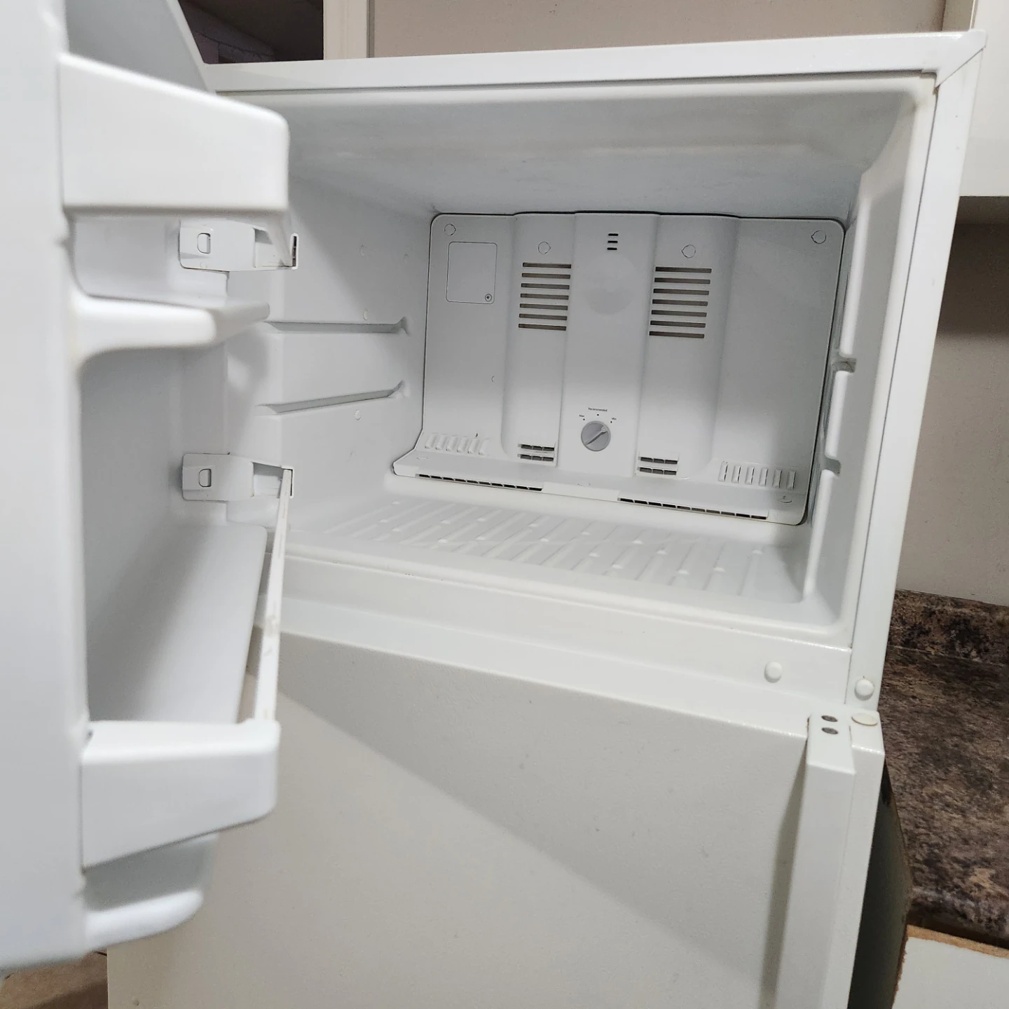 White Whirlpool Refrigerator - photo 2