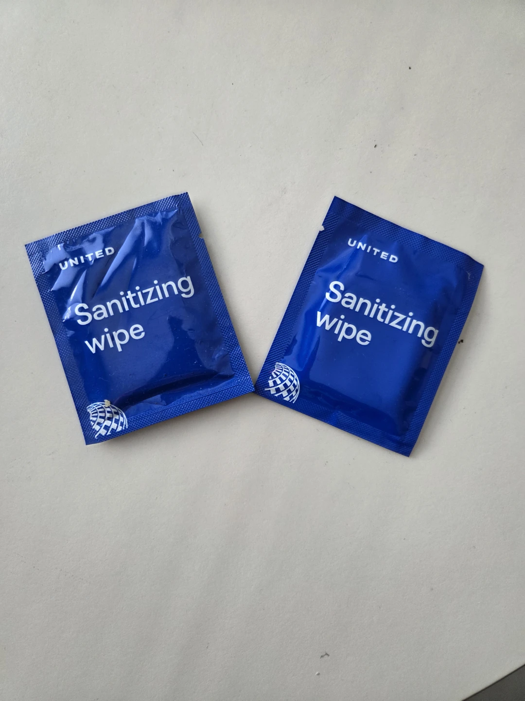United Airlines Sanitizing Wipes (2 Pack)