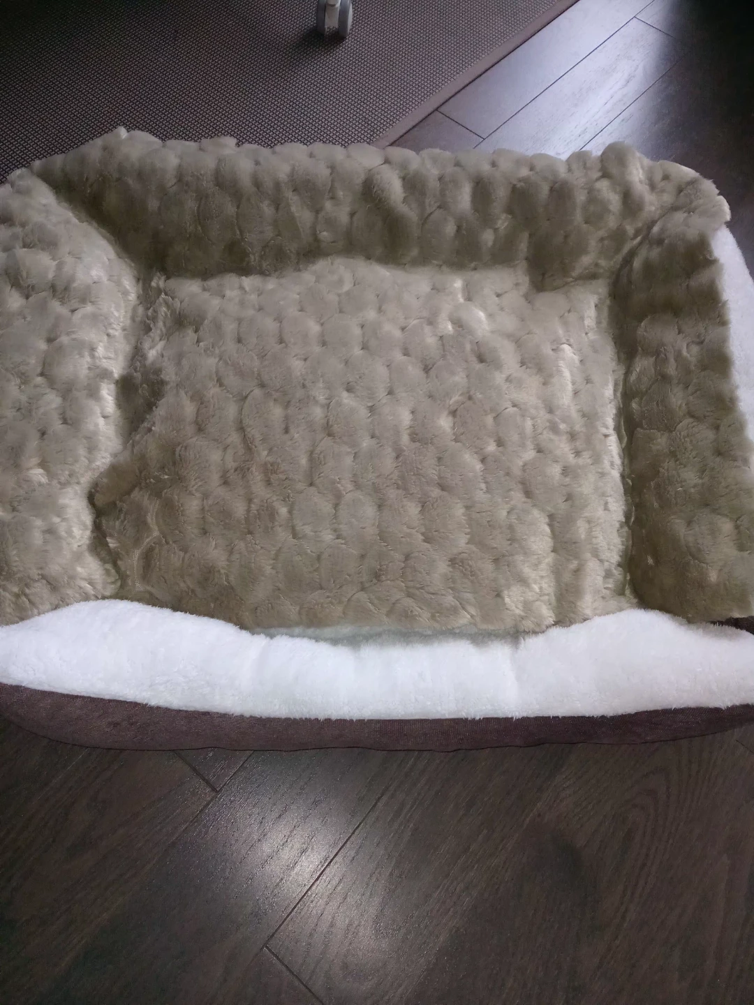 Plush Pet Bed