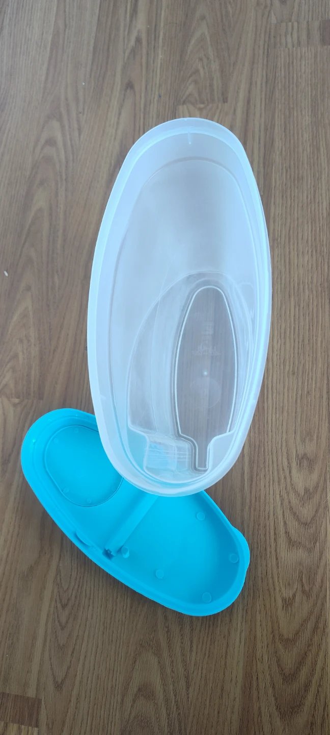 Plastic Food Storage Container - photo 4