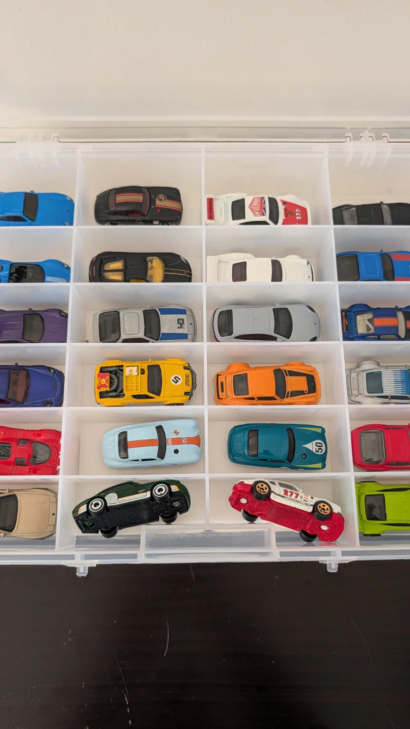 Porsche Die-Cast Toy Cars Collection - photo 3