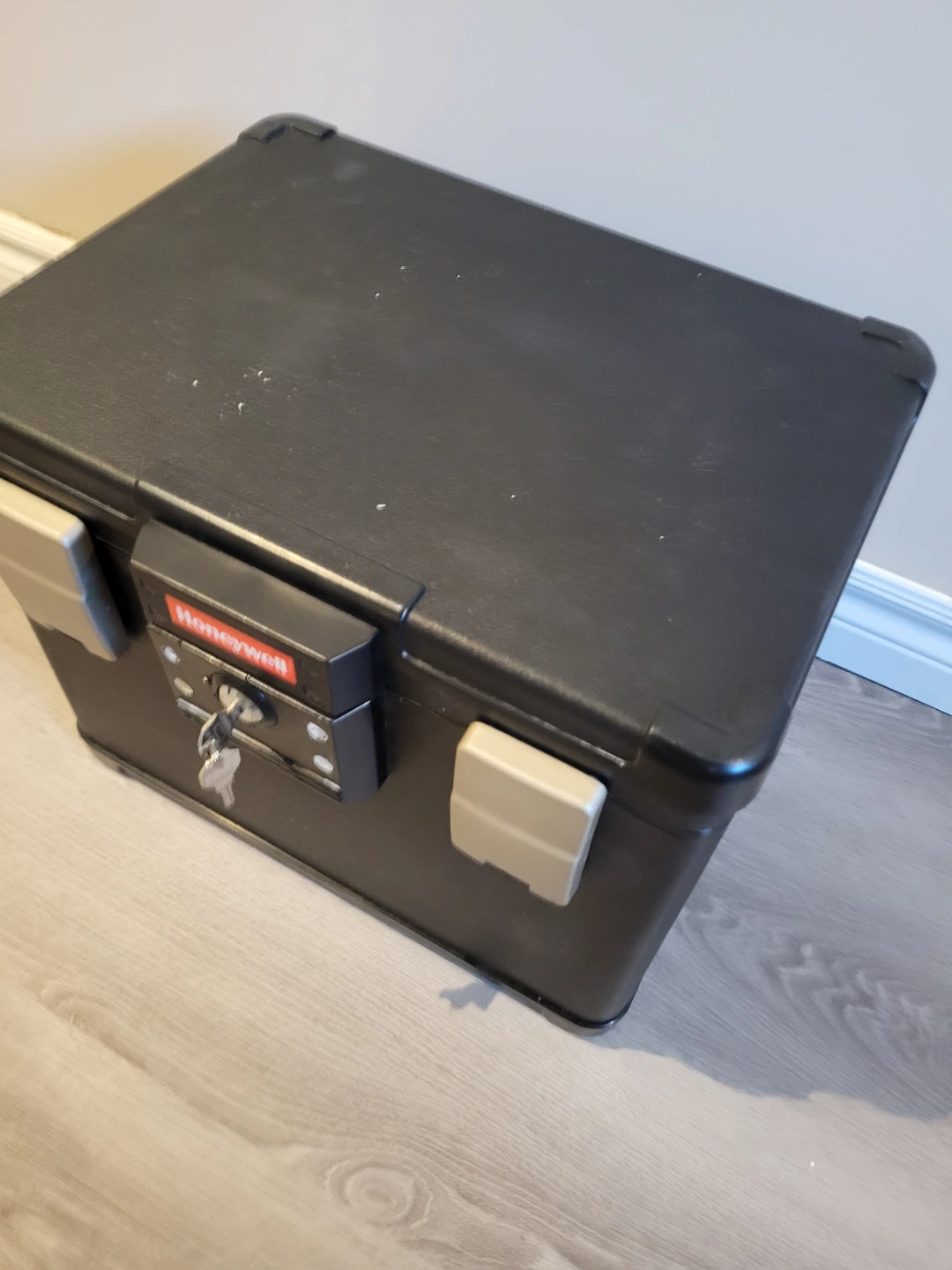 Honeywell Fireproof Safe Box- New Lock - photo 2