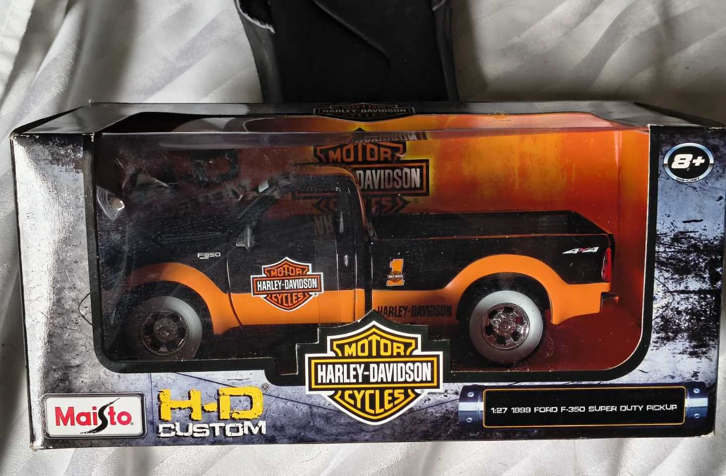 Maisto HD Custom Harley-Davidson Diecast Model Vehicles - photo 3