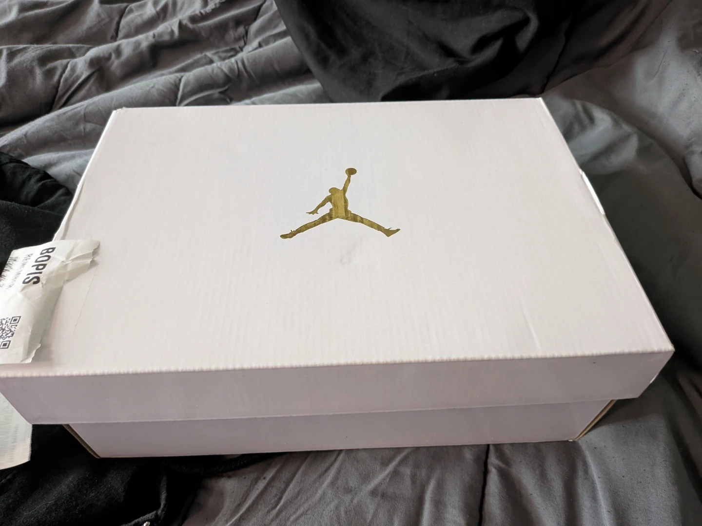 jordan low 1 brand new size ten - photo 2