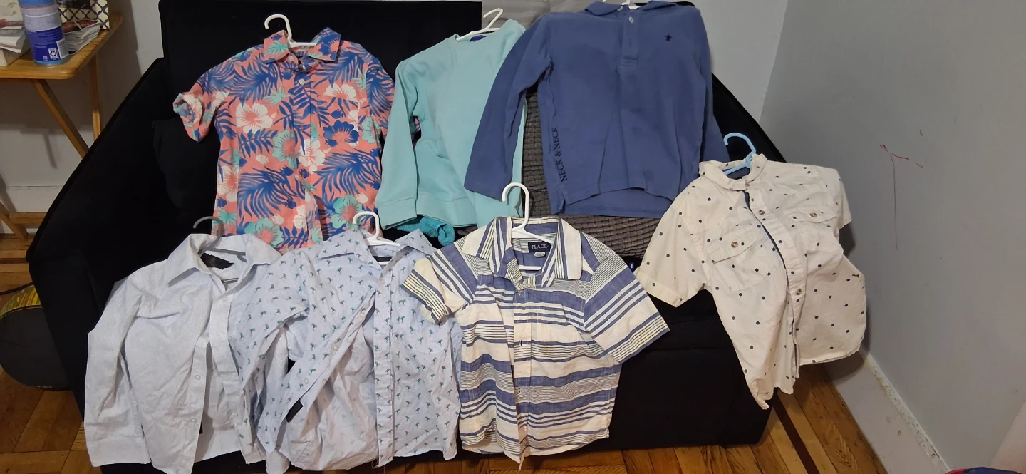 Boys Size 6/5 button Up Shirts