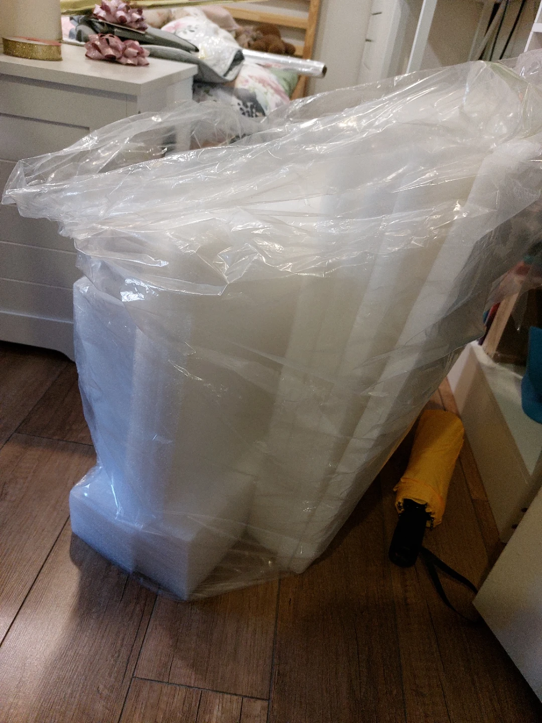 Free Packaging Foam - photo 3