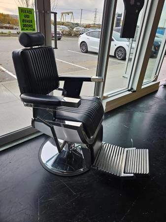 Classic Barber Chair