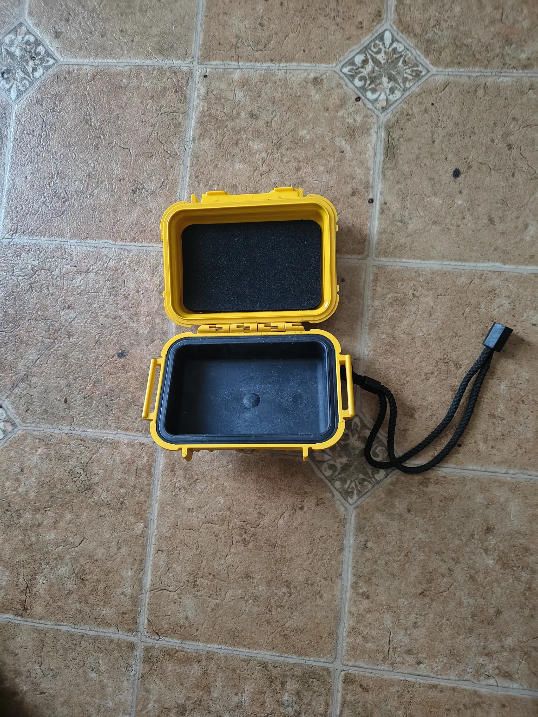 Pelican 1010 Micro Case Series Yellow - photo 2