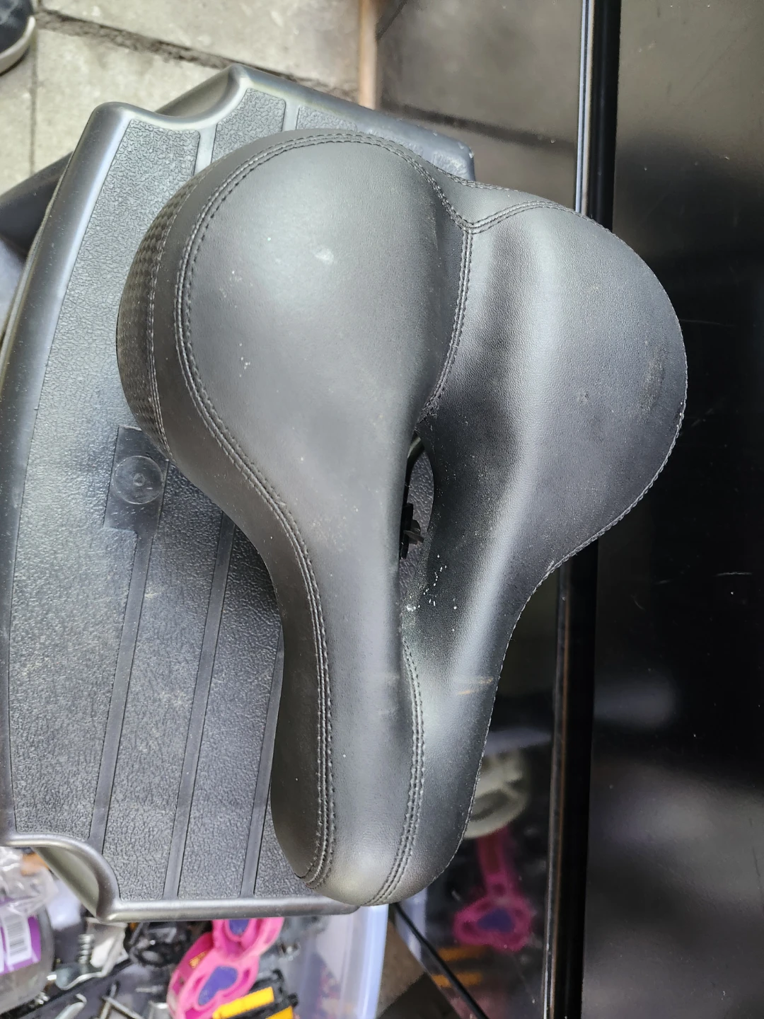 Black Bicycle Saddle Very comfortable cushioned and spring