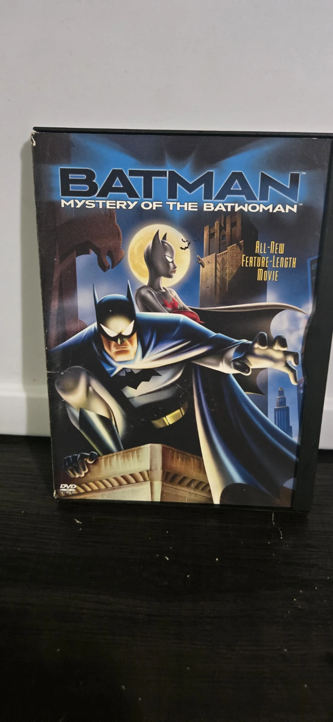 Batman: Mystery of the Batwoman DVD