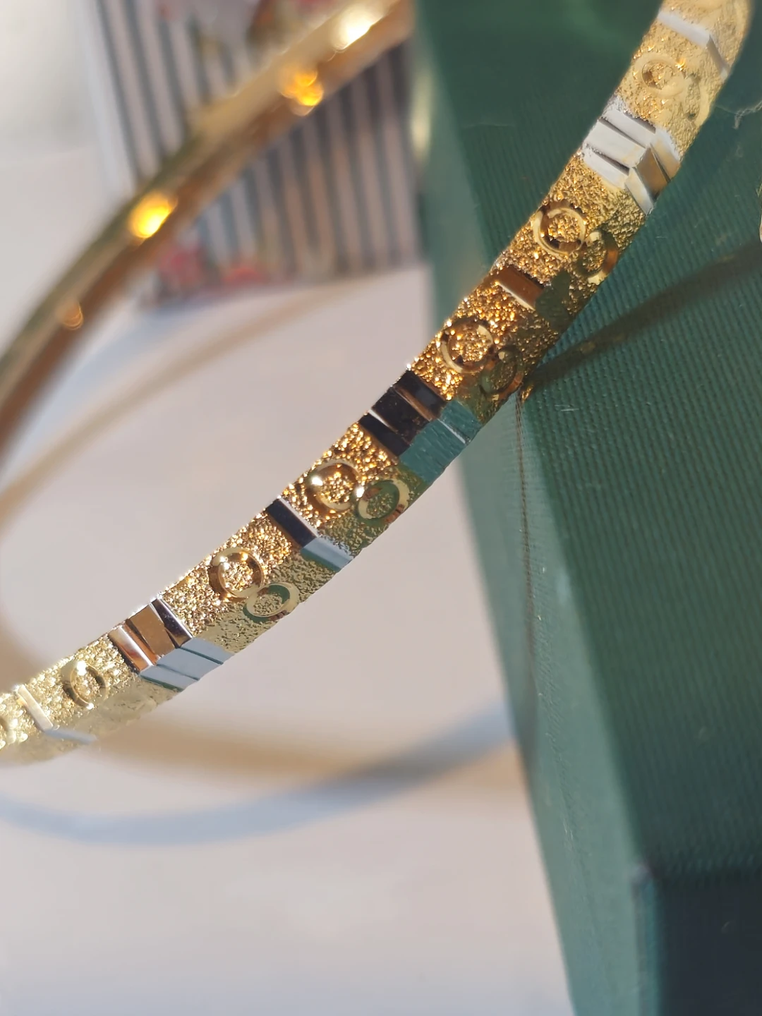 Gold Tone Bangle Bracelet - photo 3