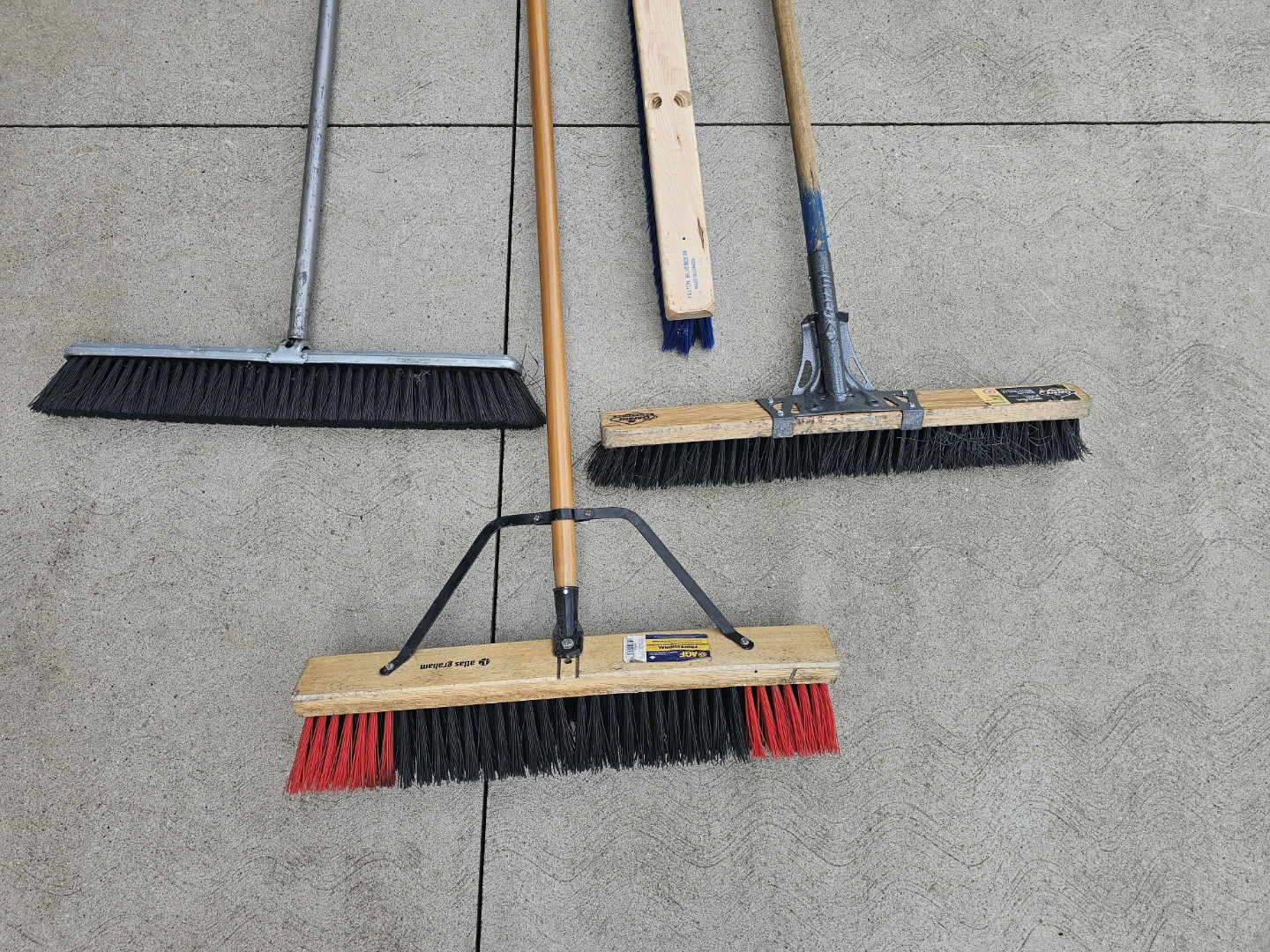Job Site Broom Set - photo 2