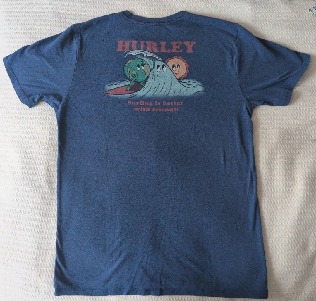 Hurley T-Shirt size medium - photo 4