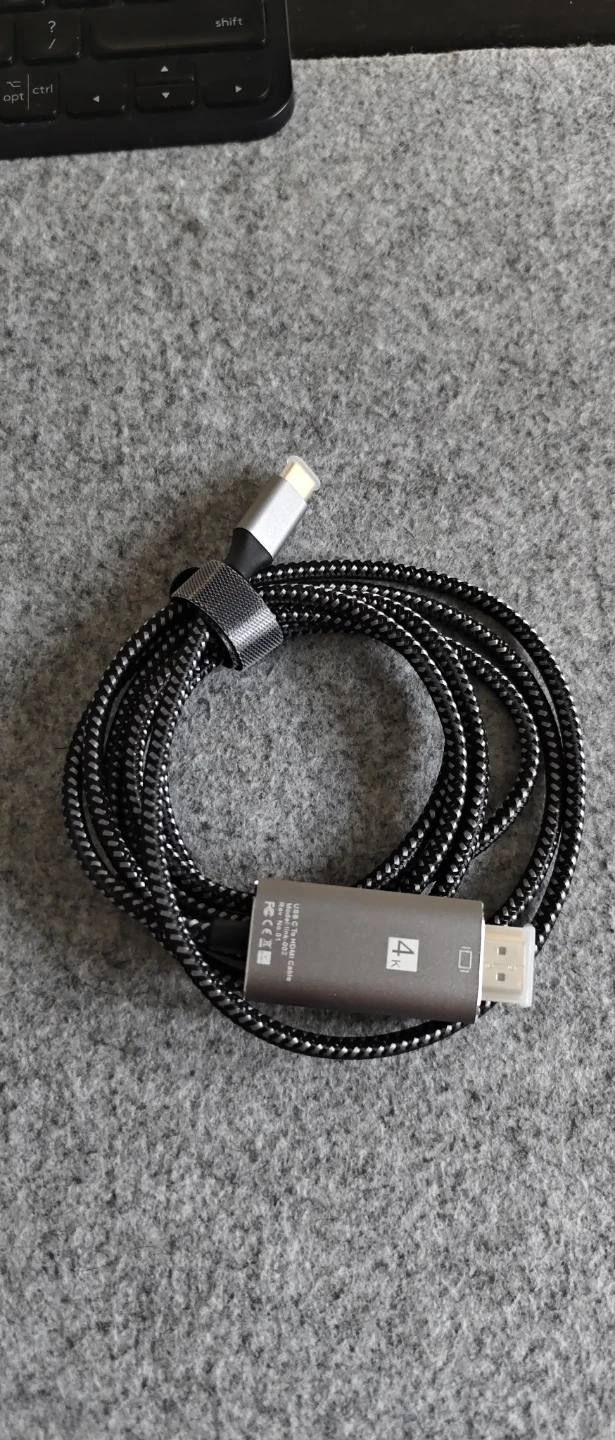 Deluxe Cable USB-C to HDMI Adapter (2 Pack)