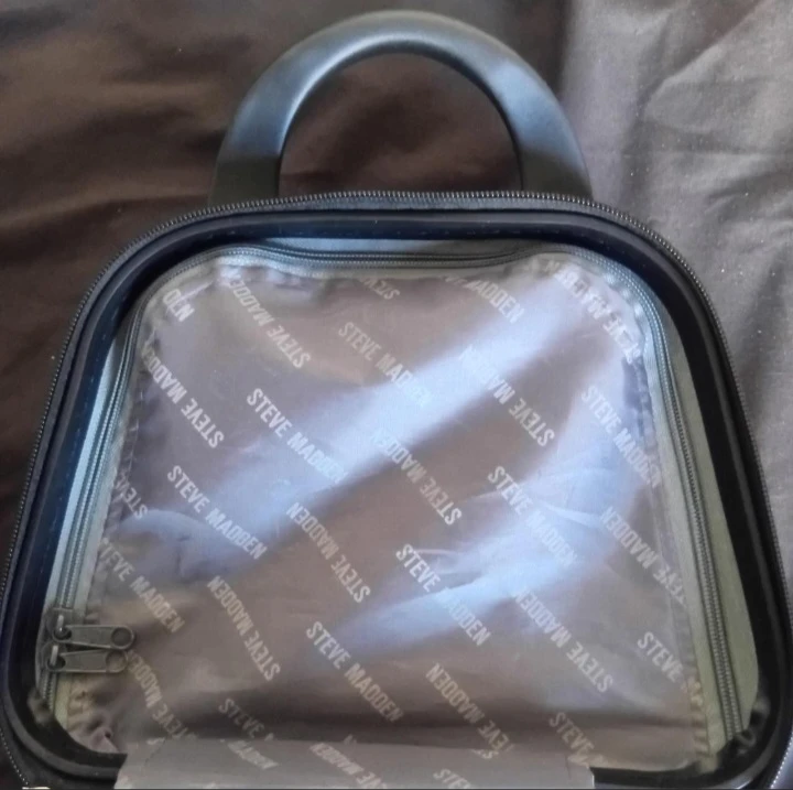 Steve Madden Black Vanity Case/Cosmetic Bag - photo 3