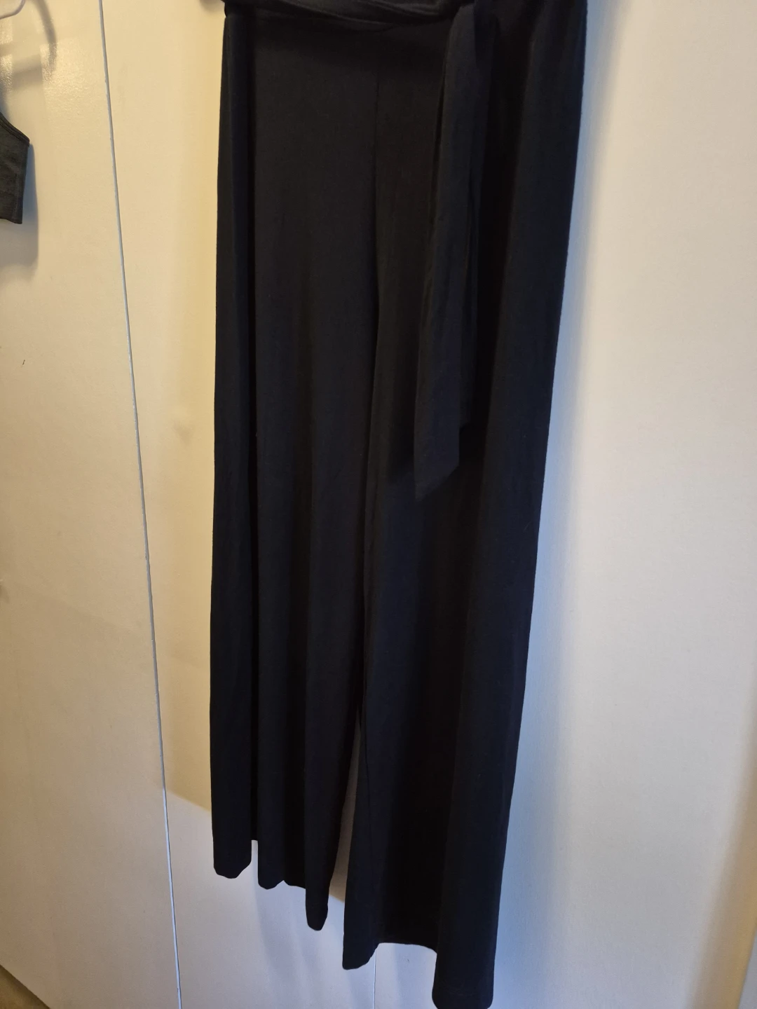 Z SUPPLY Black Wide Leg Pants - Size M