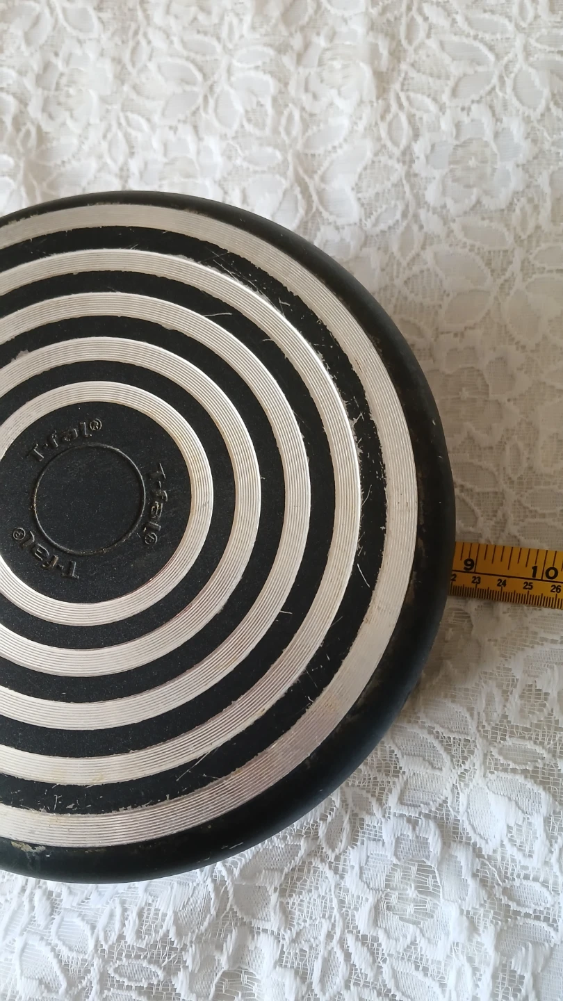 Collection of 3 T-fal cooking pots for $8.00 - photo 4