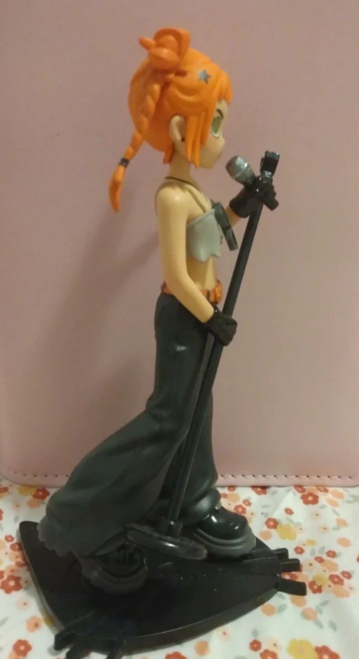 Peach Riot "RISE UP" Gigi Figurine - photo 3