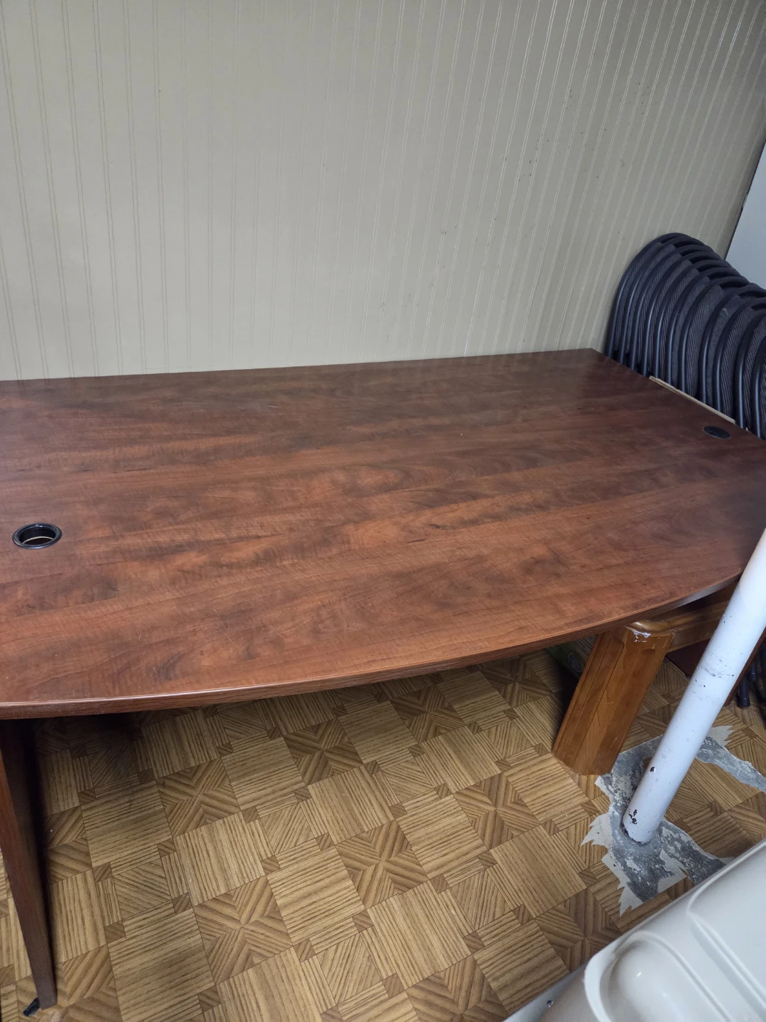 Staples office desk